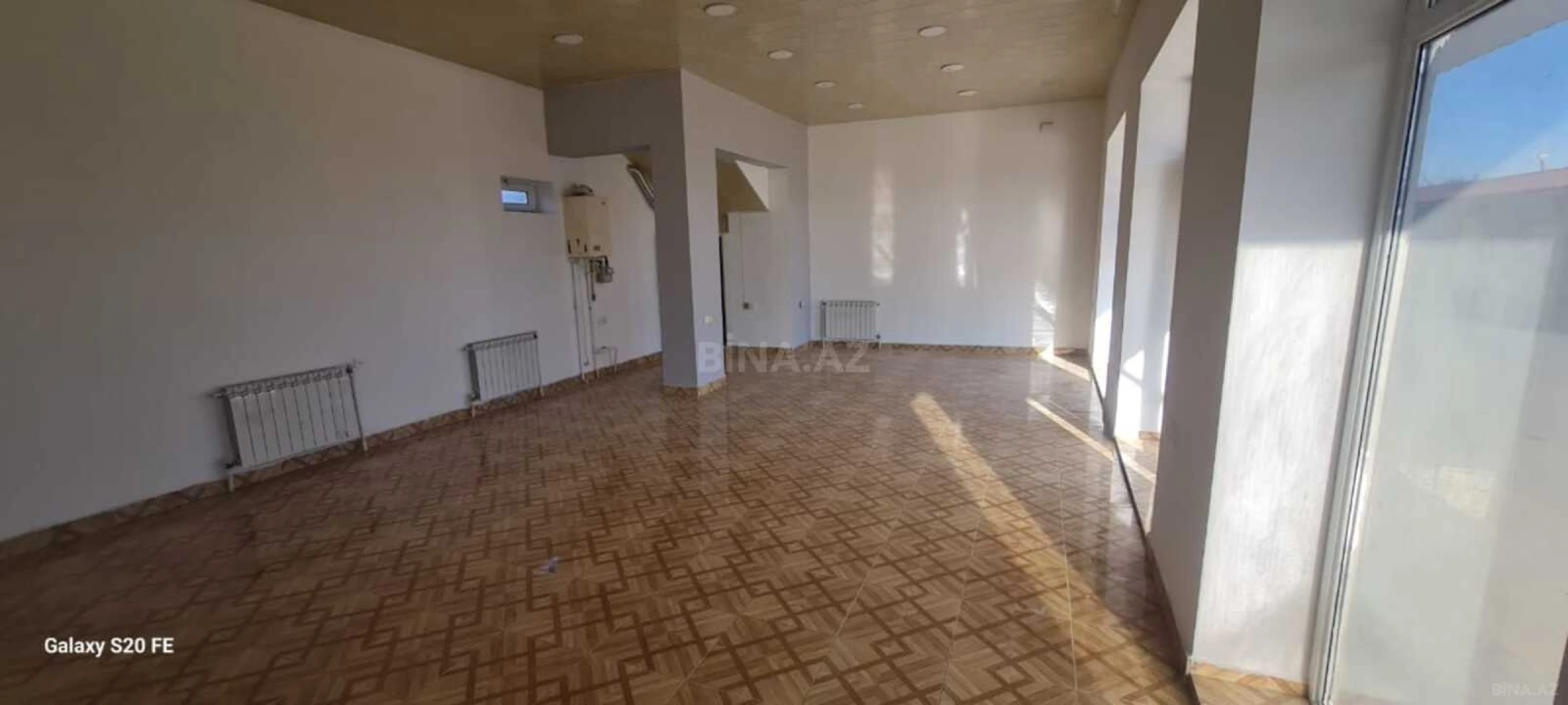 Satılır obyekt 180 m²