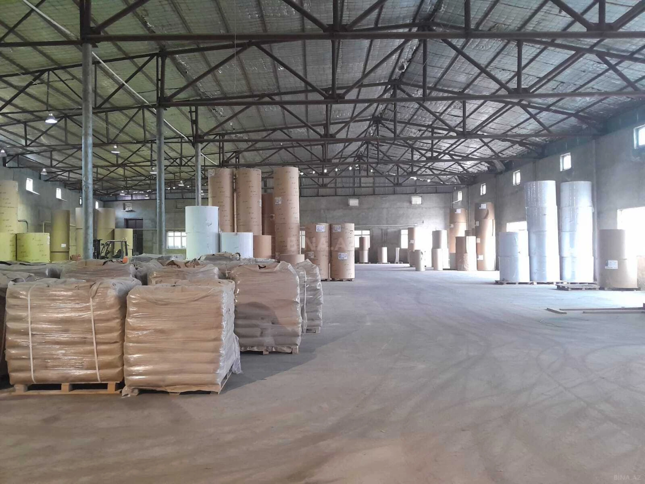 Kirayə verilir obyekt 1700 m²