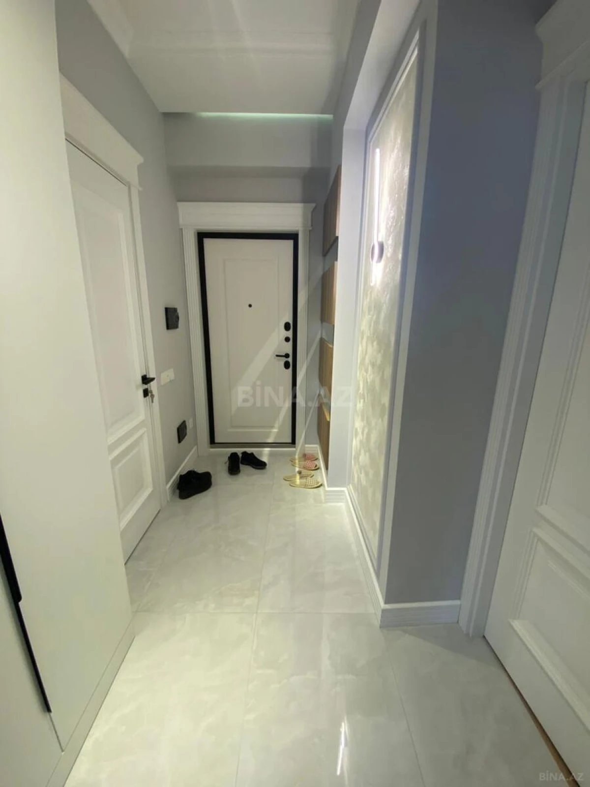 Satılır 2 otaqlı mənzil 68 m²