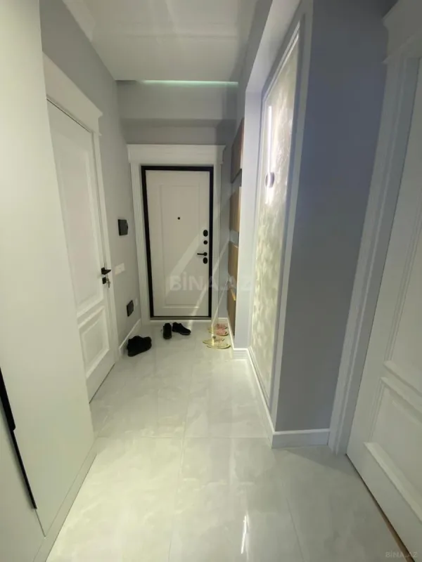 Satılır 2 otaqlı mənzil 68 m²