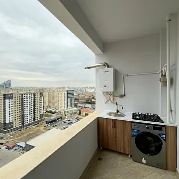 Satılır 2 otaqlı mənzil 67 m²