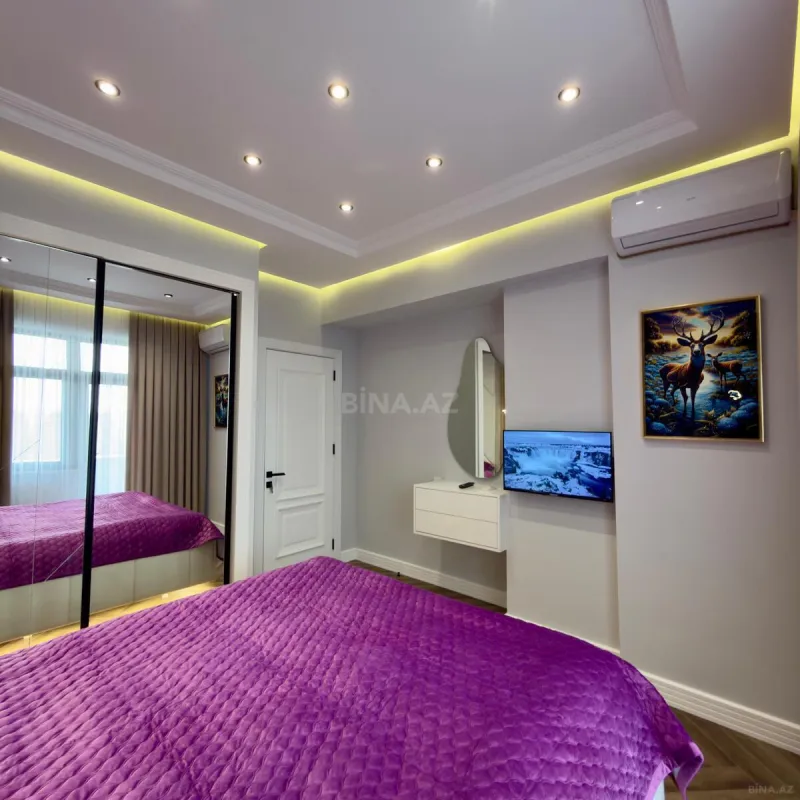 Satılır 2 otaqlı mənzil 67 m²