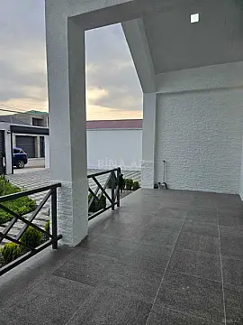 Satılır 4 otaqlı həyət evi 185 m²