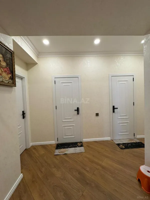 Satılır 2 otaqlı mənzil 96 m²