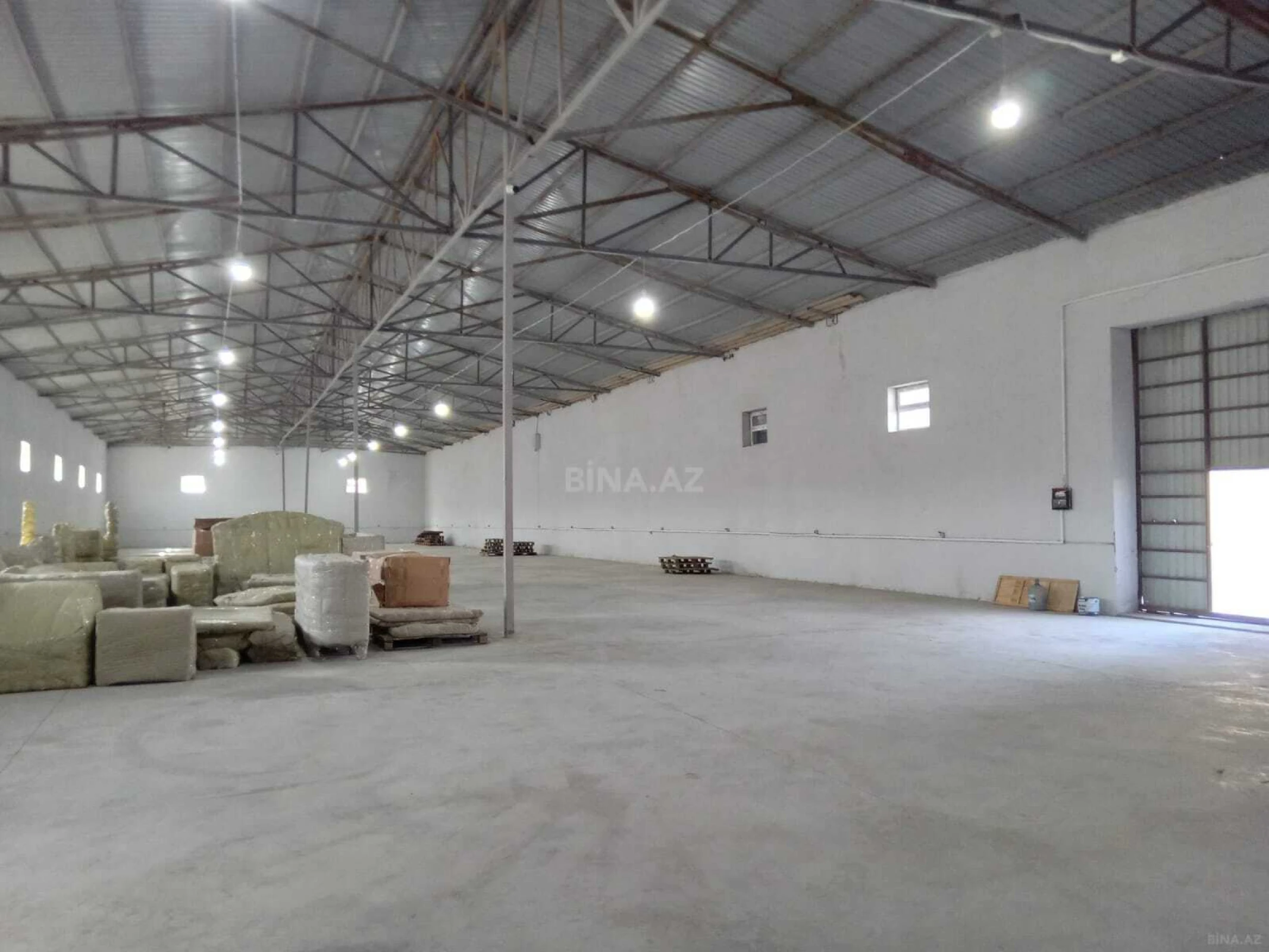 Kirayə verilir obyekt 1200 m²