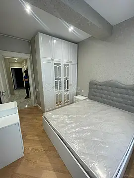 Kirayə verilir 2 otaqlı mənzil 60 m²