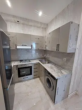 Kirayə verilir 2 otaqlı mənzil 60 m²