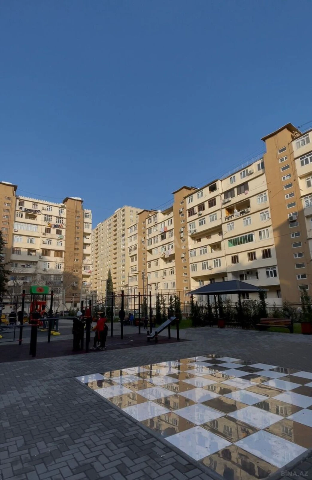 Satılır 2 otaqlı mənzil 51 m²