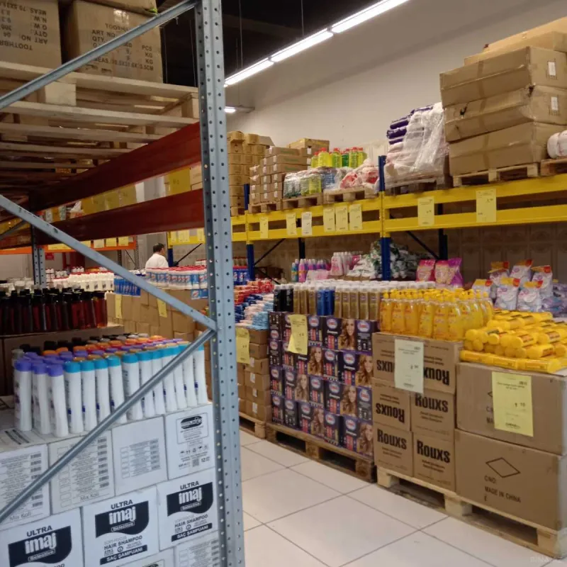 Satılır obyekt 830 m²