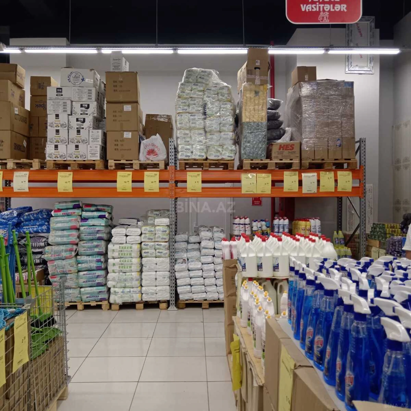 Satılır obyekt 830 m²