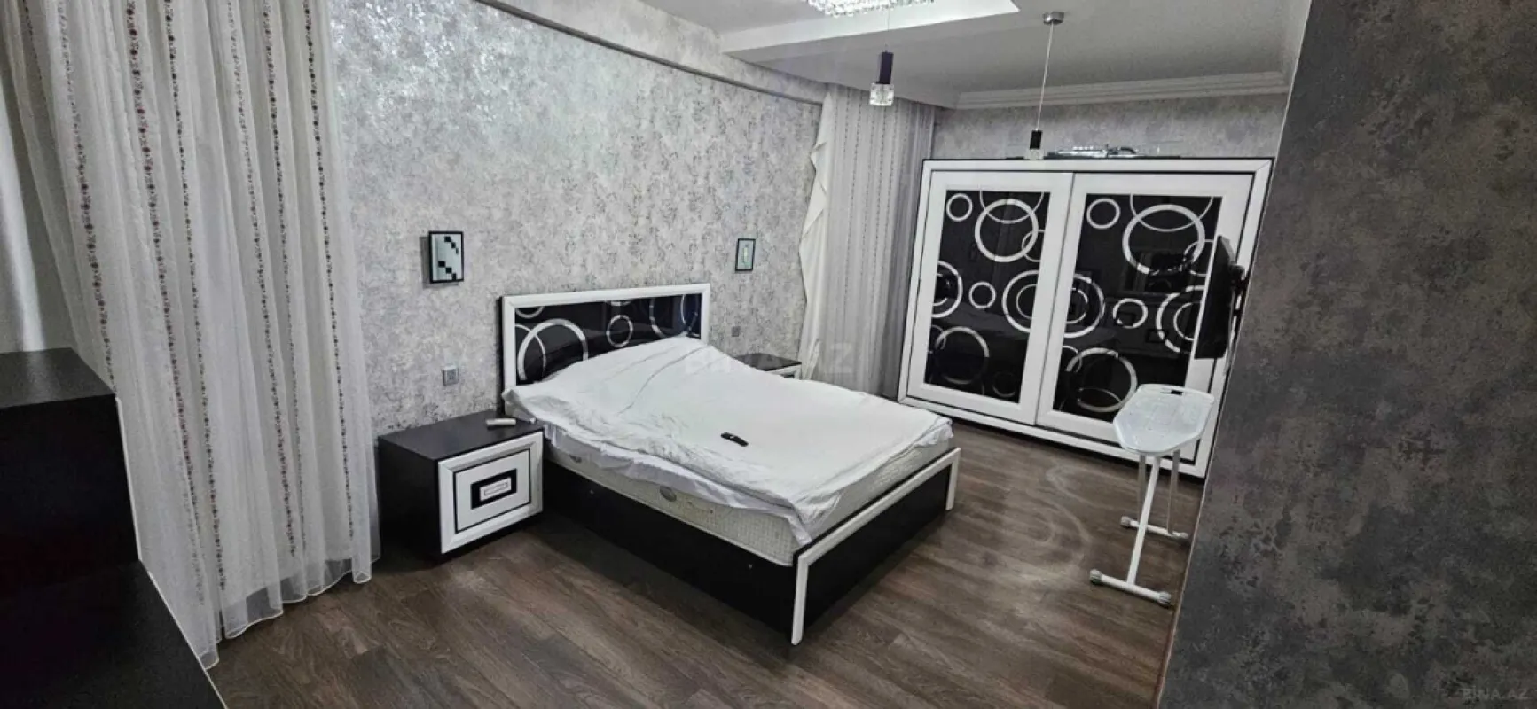 Kirayə verilir 3 otaqlı mənzil 160 m²