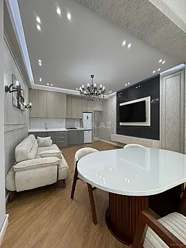 Satılır 2 otaqlı mənzil 60 m²