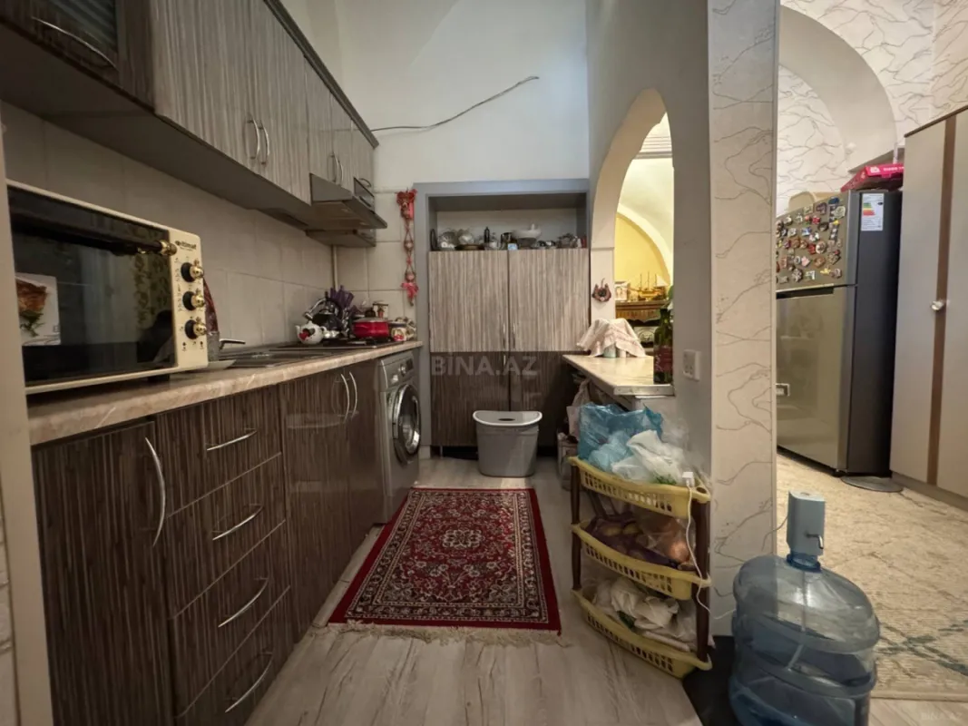 Satılır 4 otaqlı mənzil 120 m²