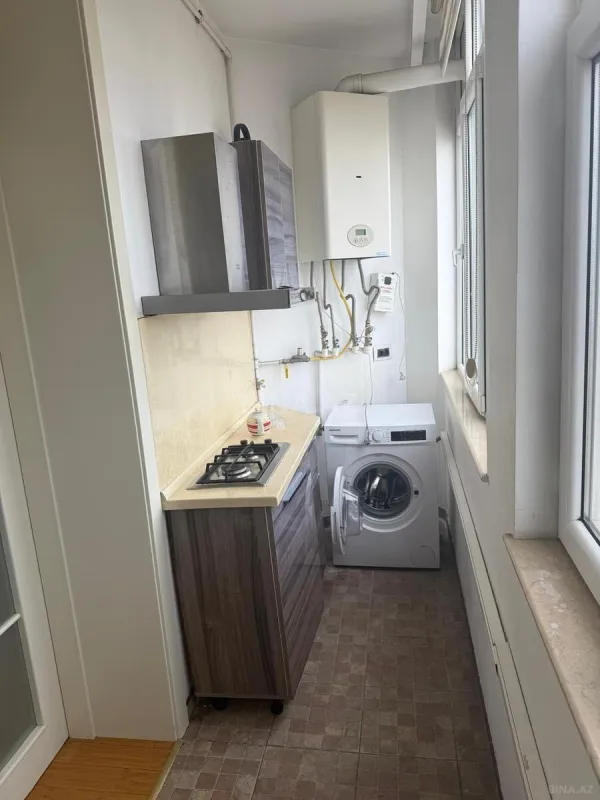 Kirayə verilir 2 otaqlı mənzil 80 m²