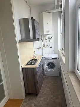 Kirayə verilir 2 otaqlı mənzil 80 m²