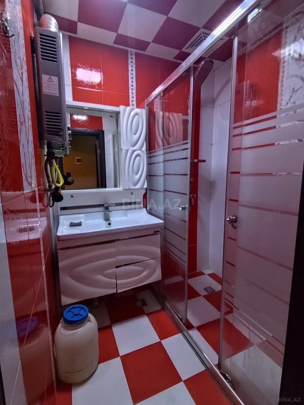 Satılır 2 otaqlı mənzil 62 m²