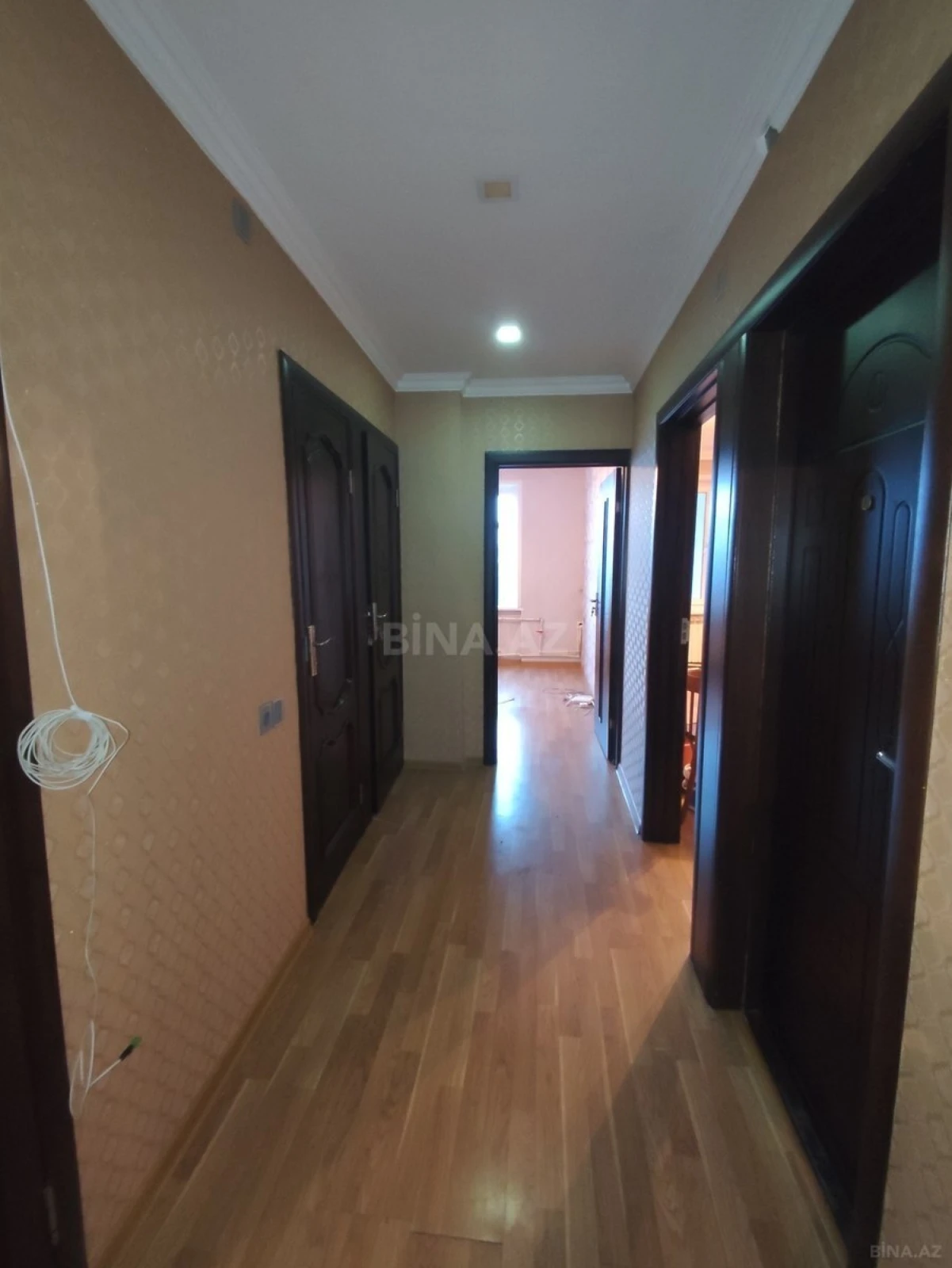 Satılır 2 otaqlı mənzil 62 m²