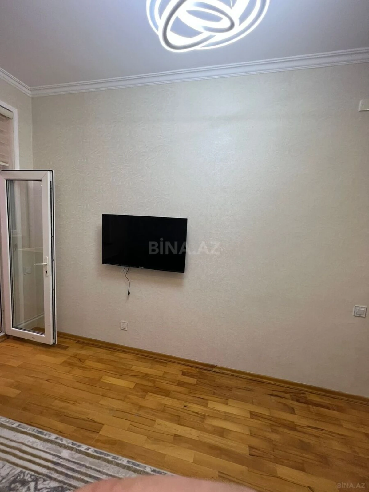 Satılır 2 otaqlı mənzil 52 m²