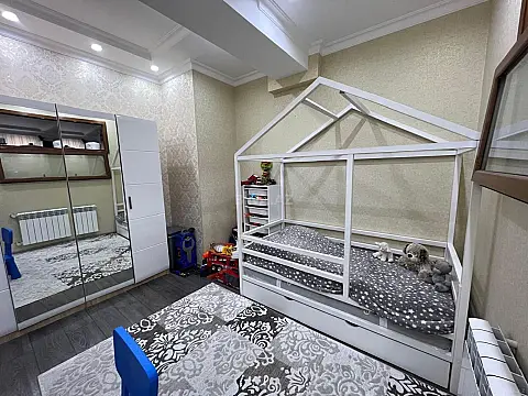 Satılır 3 otaqlı mənzil 90 m²