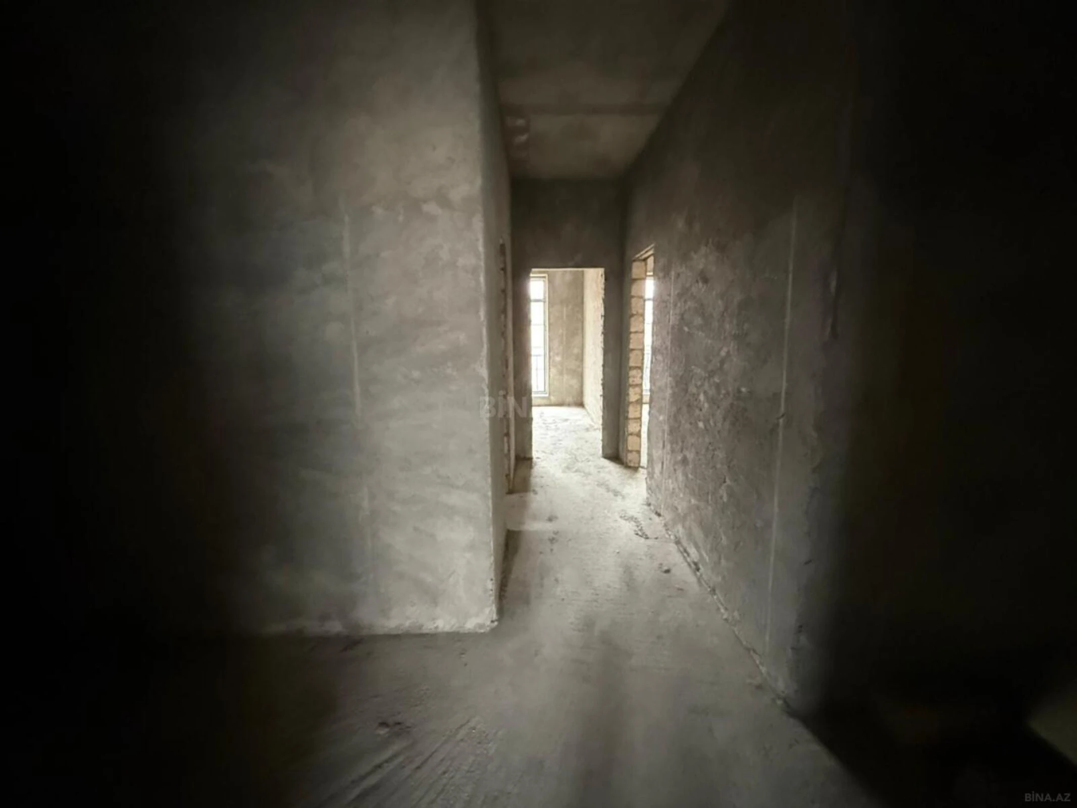 Satılır 6 otaqlı həyət evi 250 m²