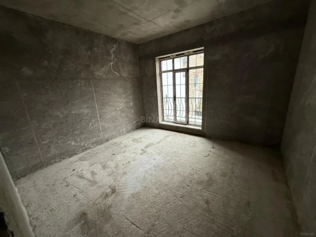 Satılır 6 otaqlı həyət evi 250 m²