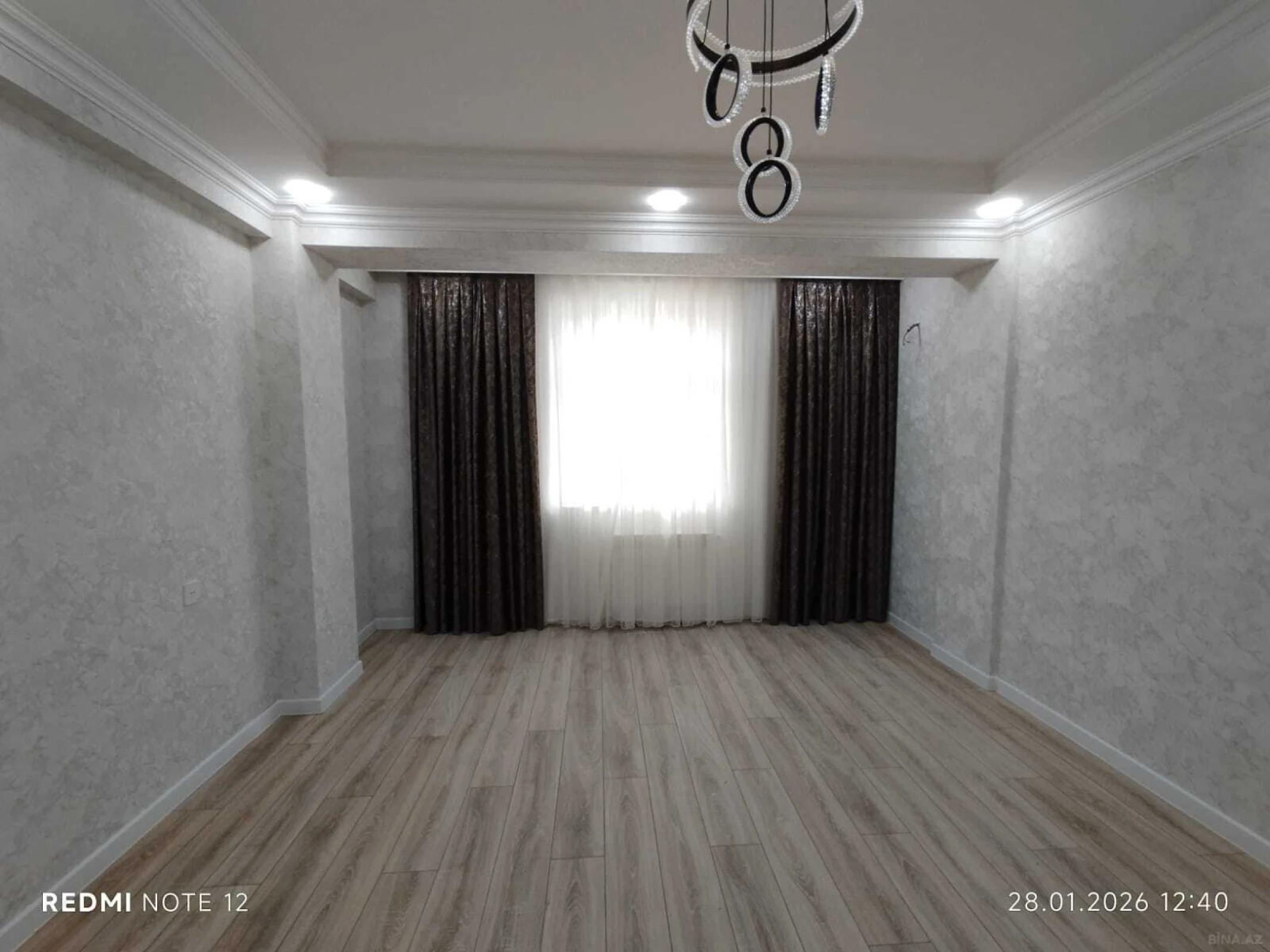Satılır 2 otaqlı mənzil 53 m²