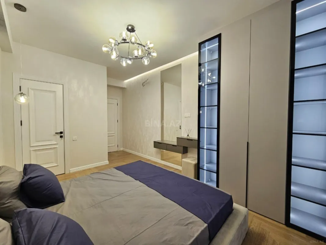 Satılır 3 otaqlı mənzil 120 m²