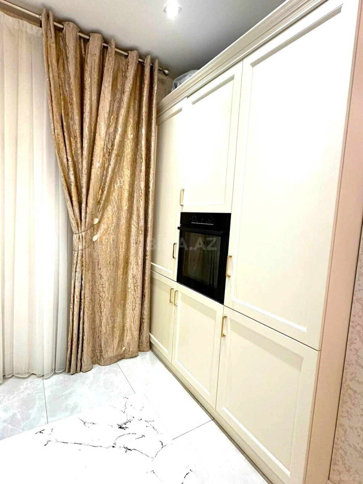 Satılır 3 otaqlı mənzil 70 m²