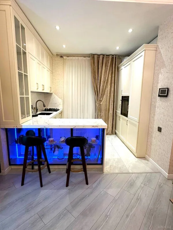 Satılır 3 otaqlı mənzil 70 m²