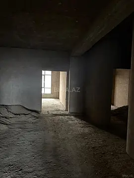 Satılır 3 otaqlı mənzil 158 m²