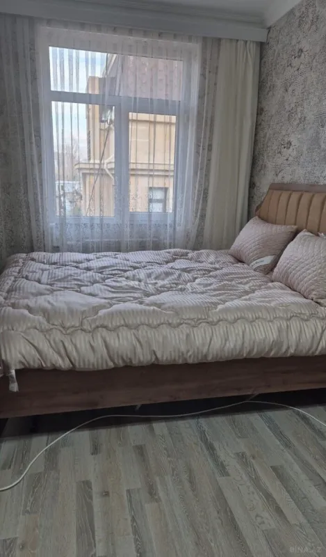 Kirayə verilir 2 otaqlı mənzil 55 m²