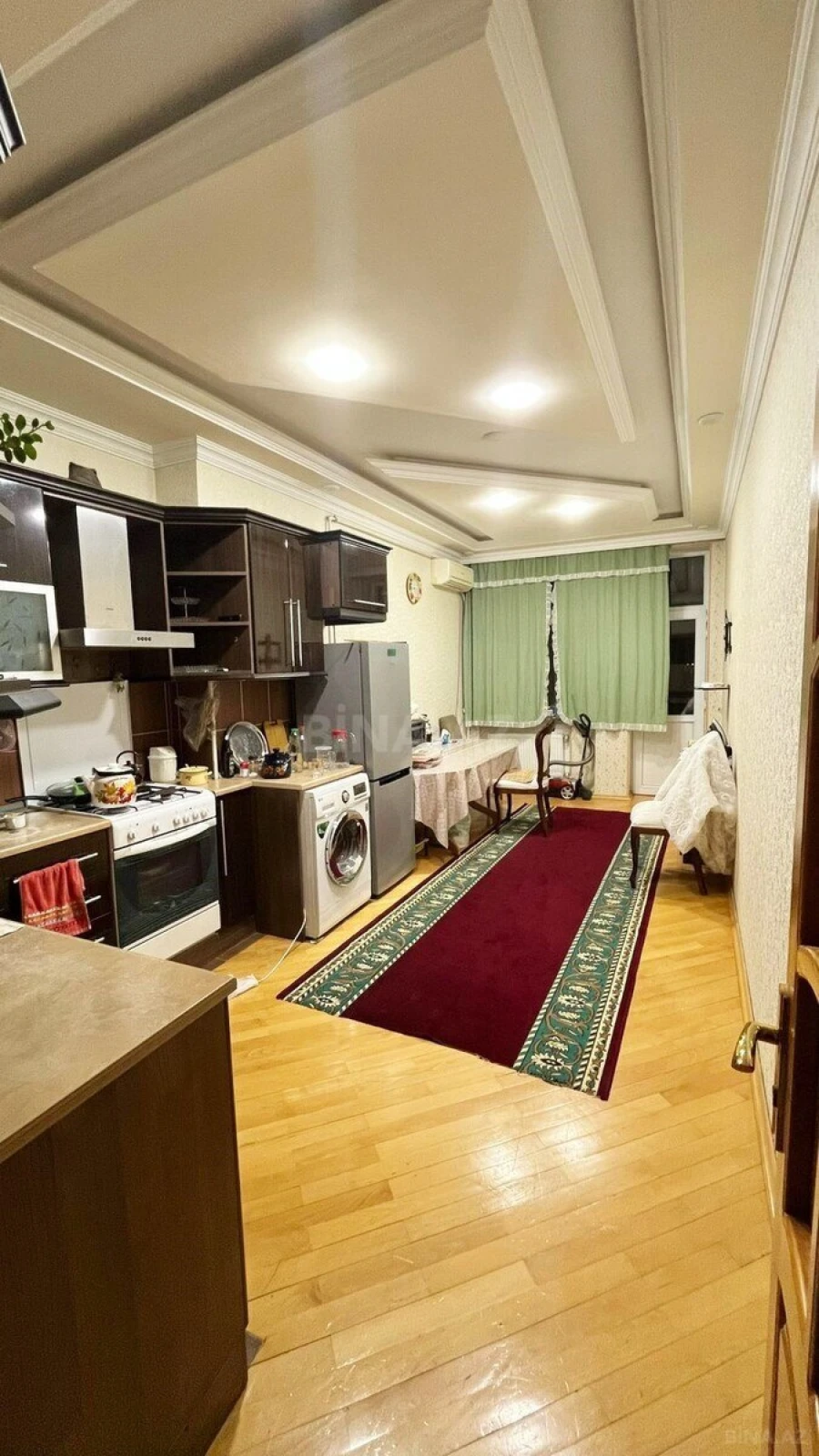 Satılır 3 otaqlı mənzil 150 m²