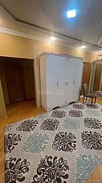 Satılır 3 otaqlı mənzil 150 m²