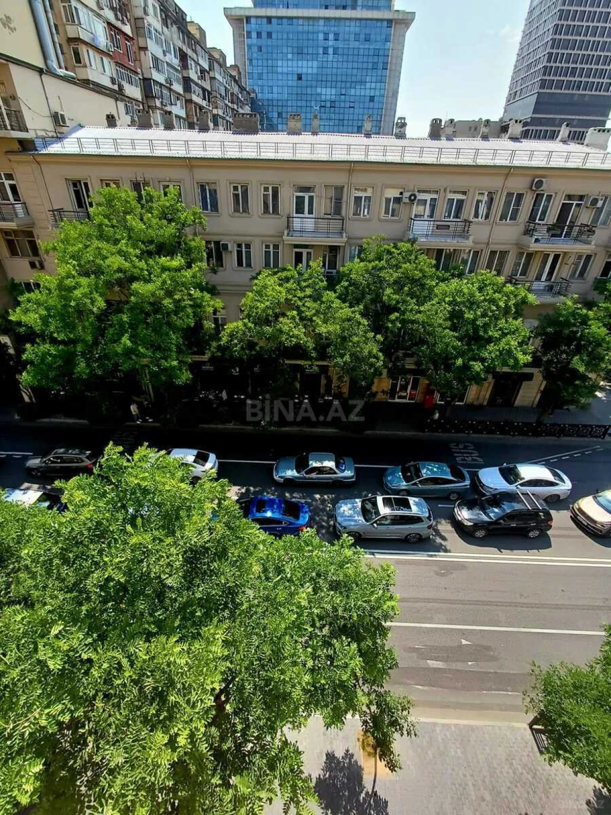 Kirayə verilir 3 otaqlı mənzil 125 m²