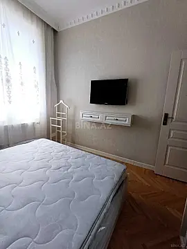 Kirayə verilir 3 otaqlı mənzil 125 m²