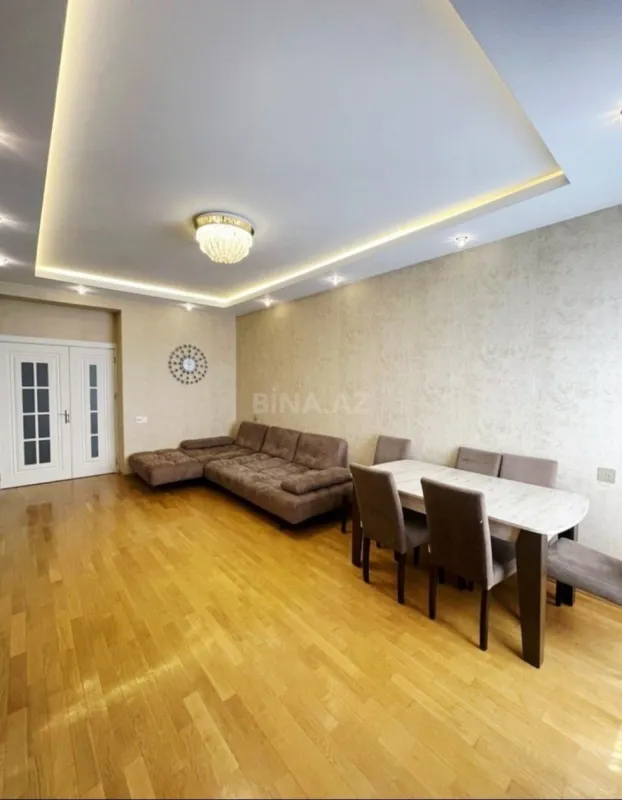 Satılır 2 otaqlı mənzil 65 m²