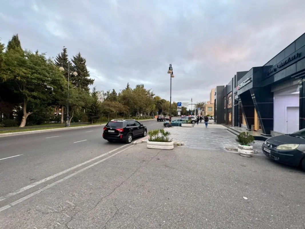 Kirayə verilir obyekt 150 m²