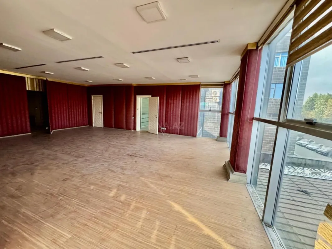 Kirayə verilir obyekt 150 m²