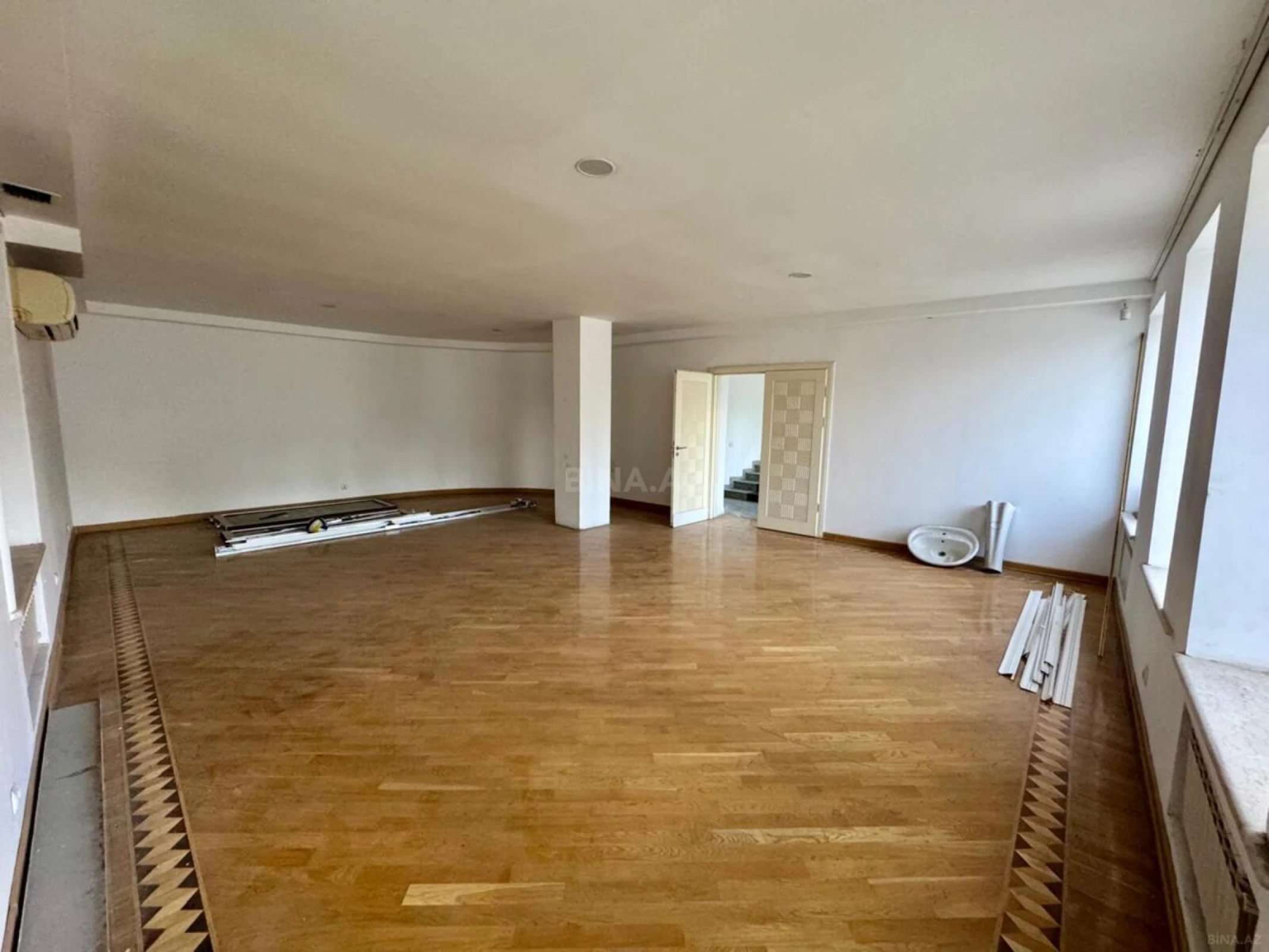 Kirayə verilir obyekt 150 m²