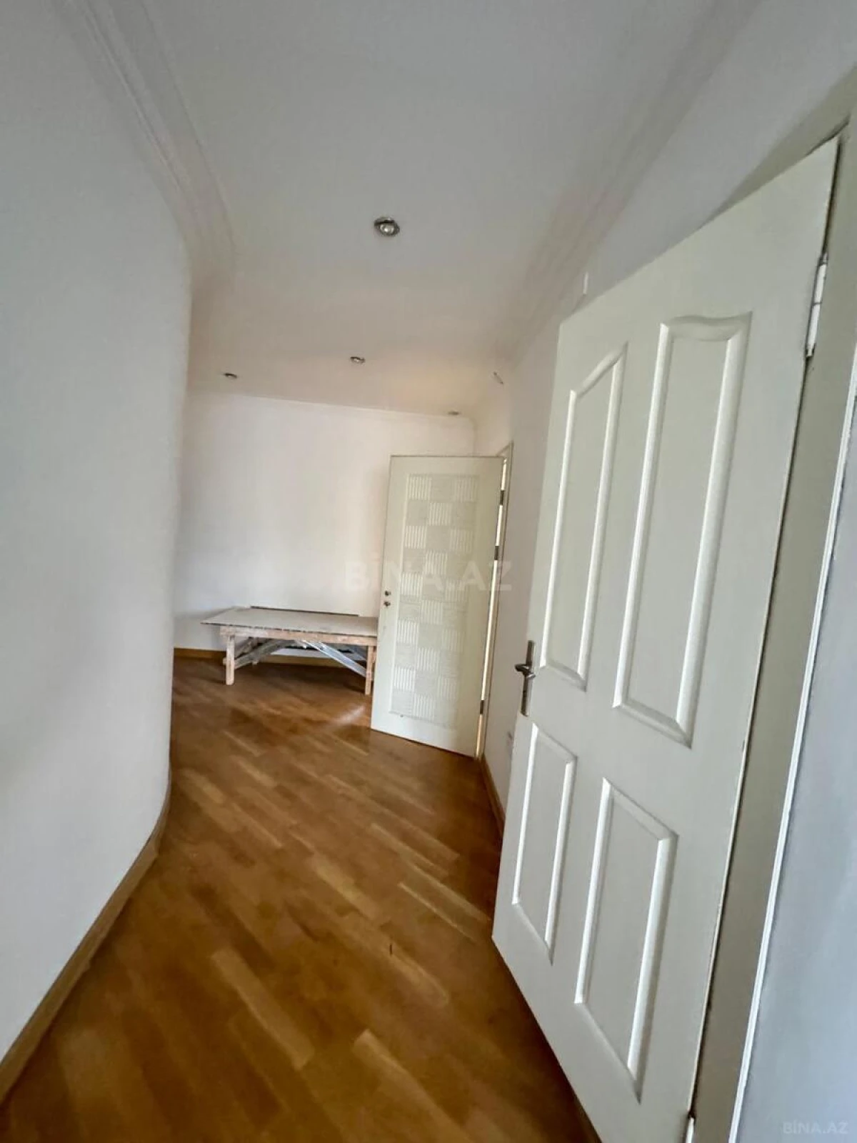 Kirayə verilir obyekt 150 m²