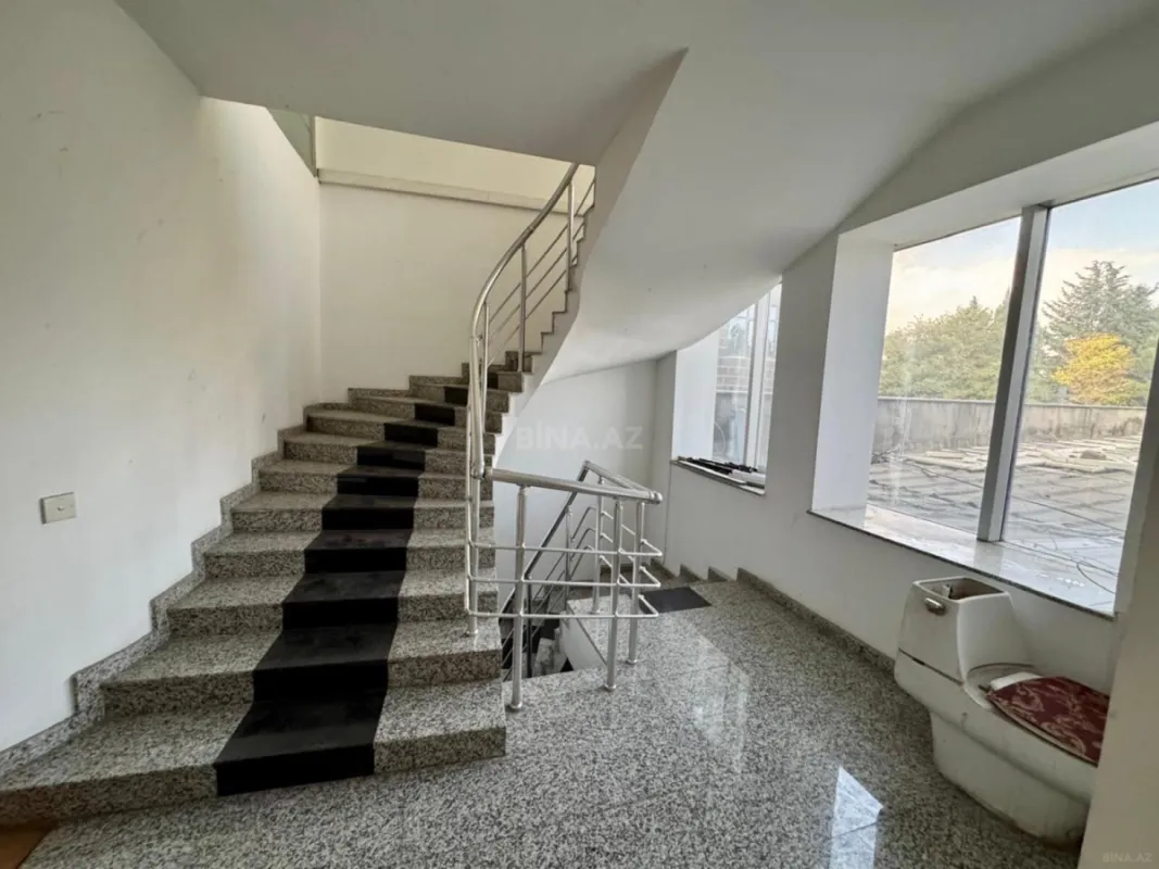 Kirayə verilir obyekt 150 m²