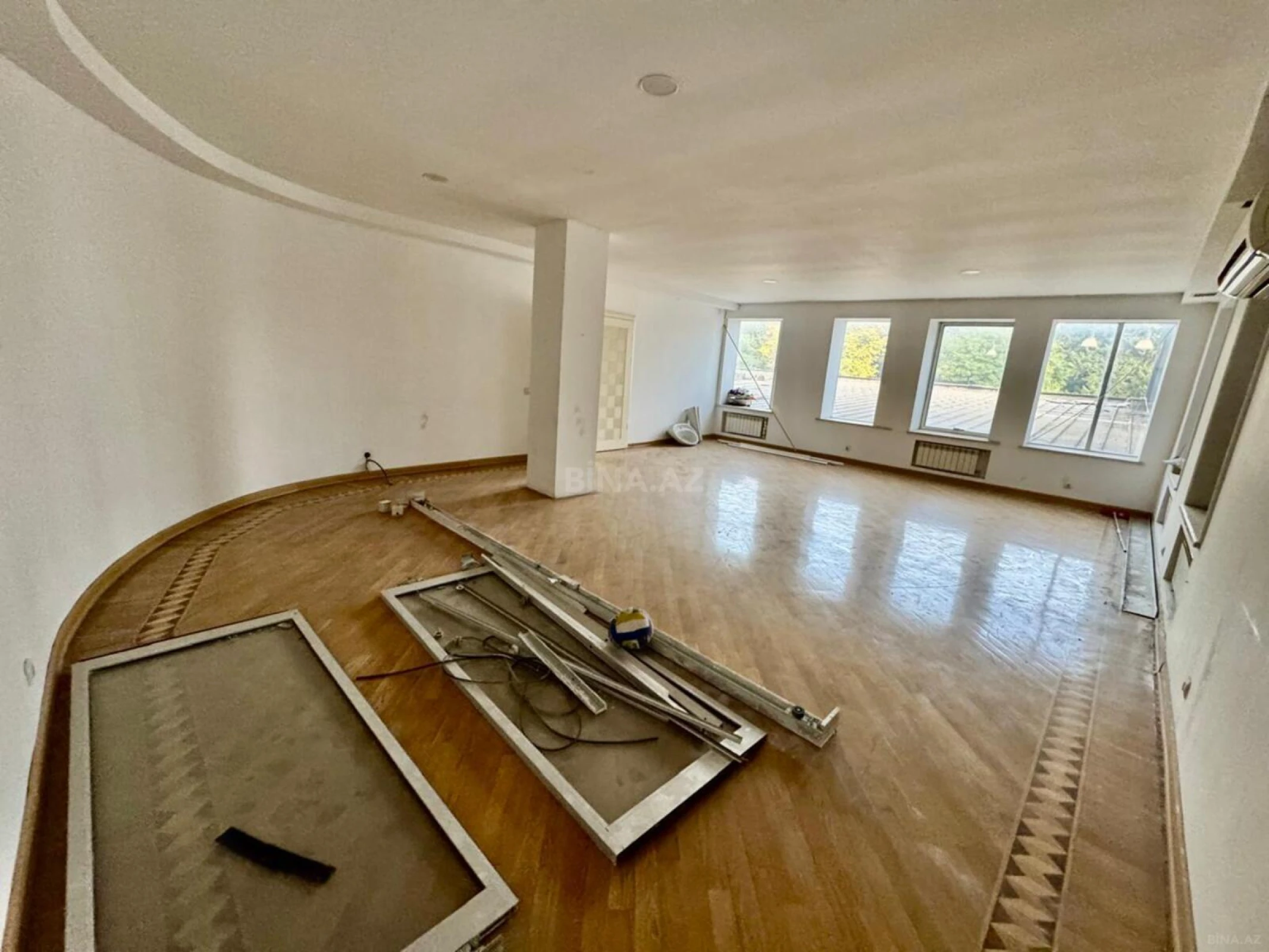 Kirayə verilir obyekt 150 m²