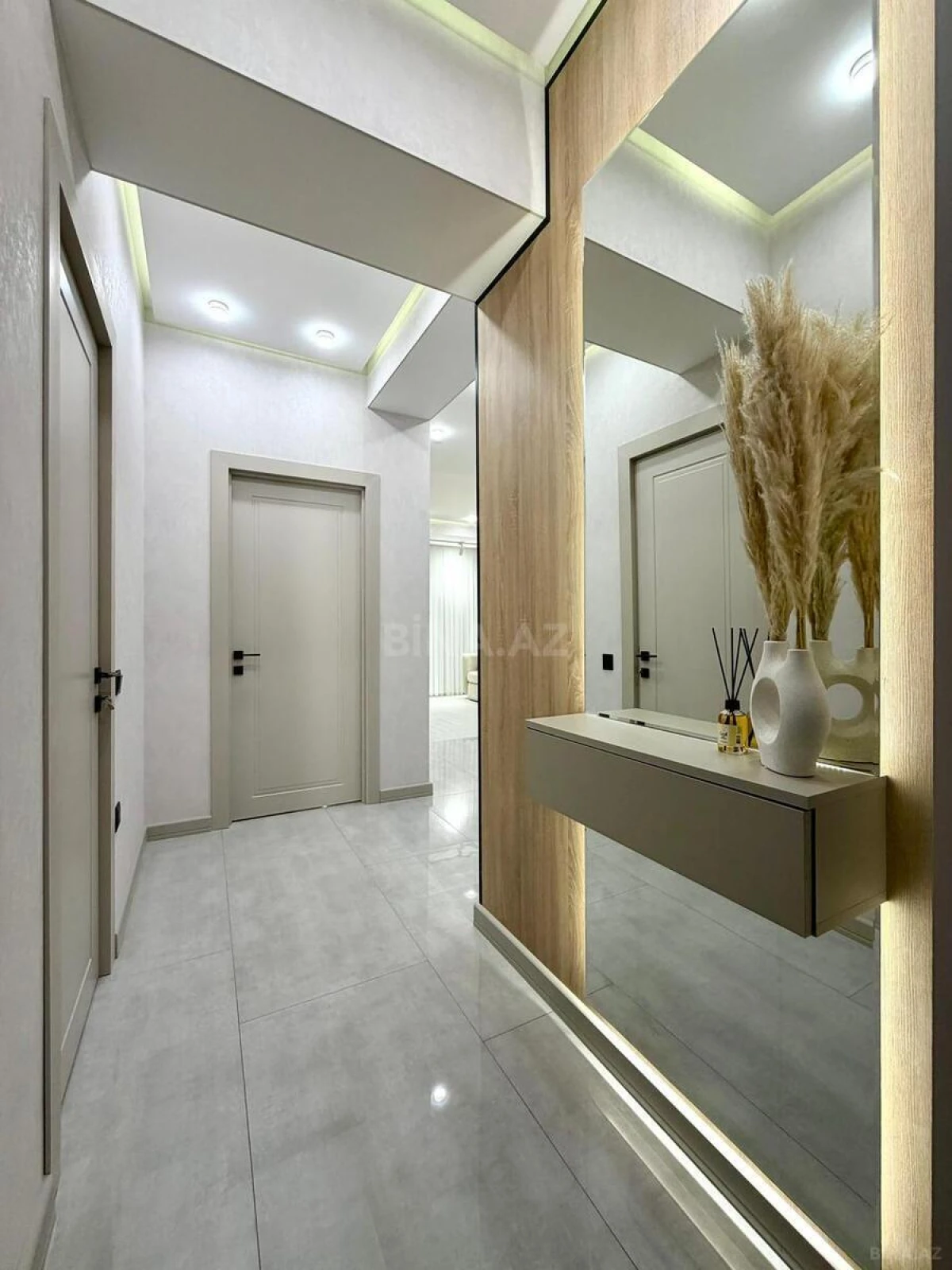 Satılır 2 otaqlı mənzil 80 m²