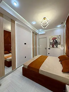 Satılır 2 otaqlı mənzil 80 m²