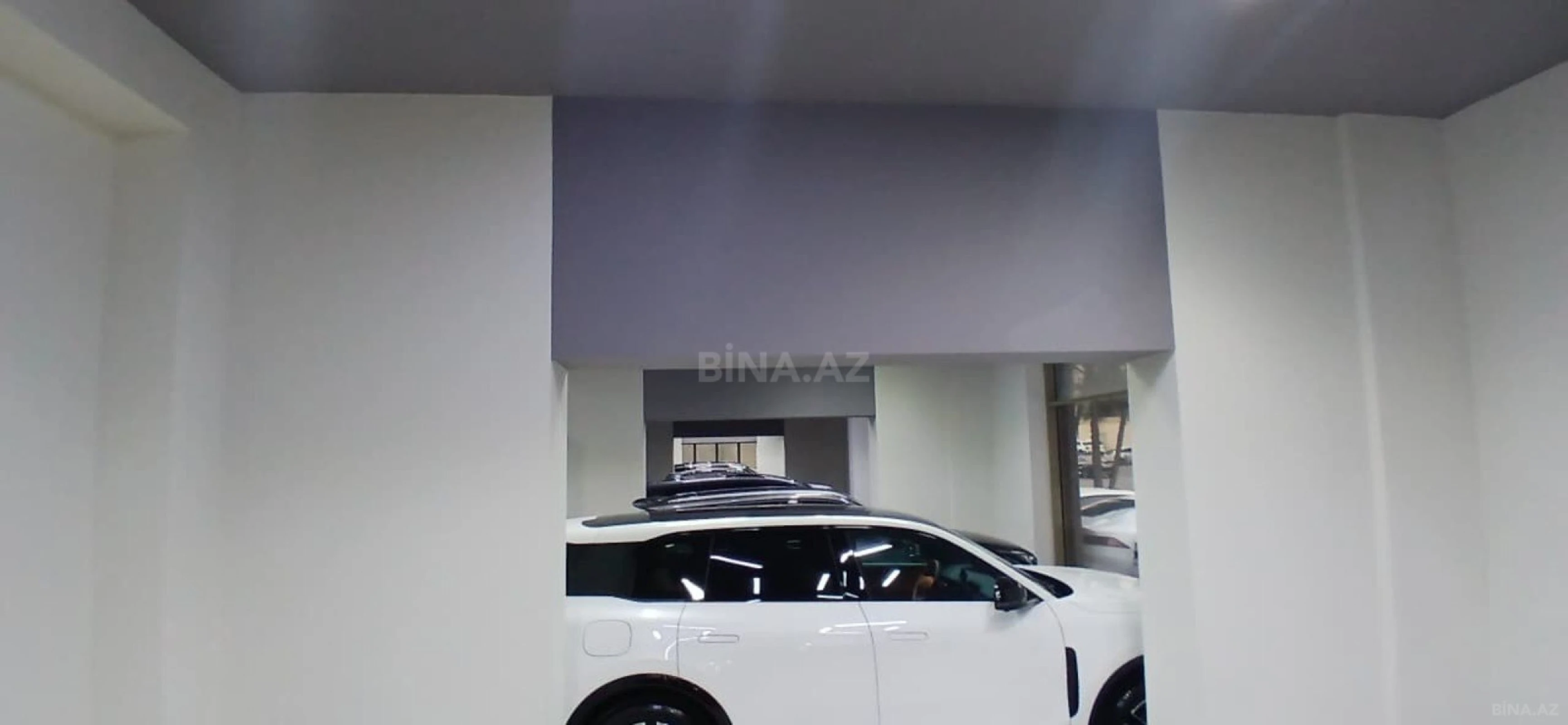 Satılır obyekt 700 m²