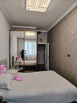 Satılır 3 otaqlı mənzil 127 m²