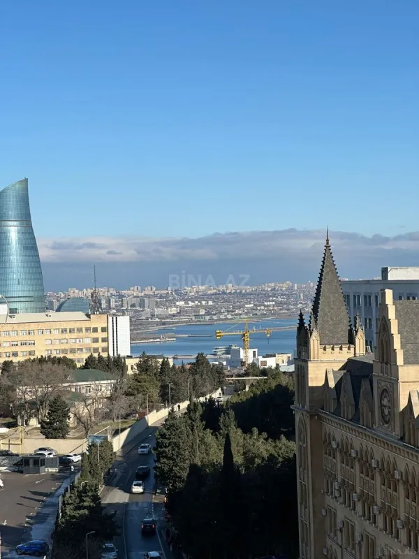 Satılır 3 otaqlı mənzil 85 m²