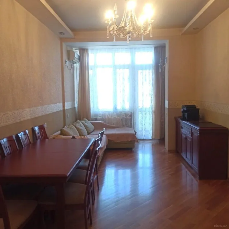 Satılır 2 otaqlı mənzil 60 m²