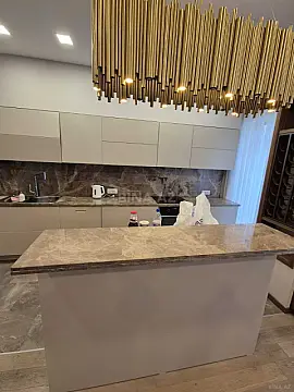 Kirayə verilir 3 otaqlı mənzil 120 m²