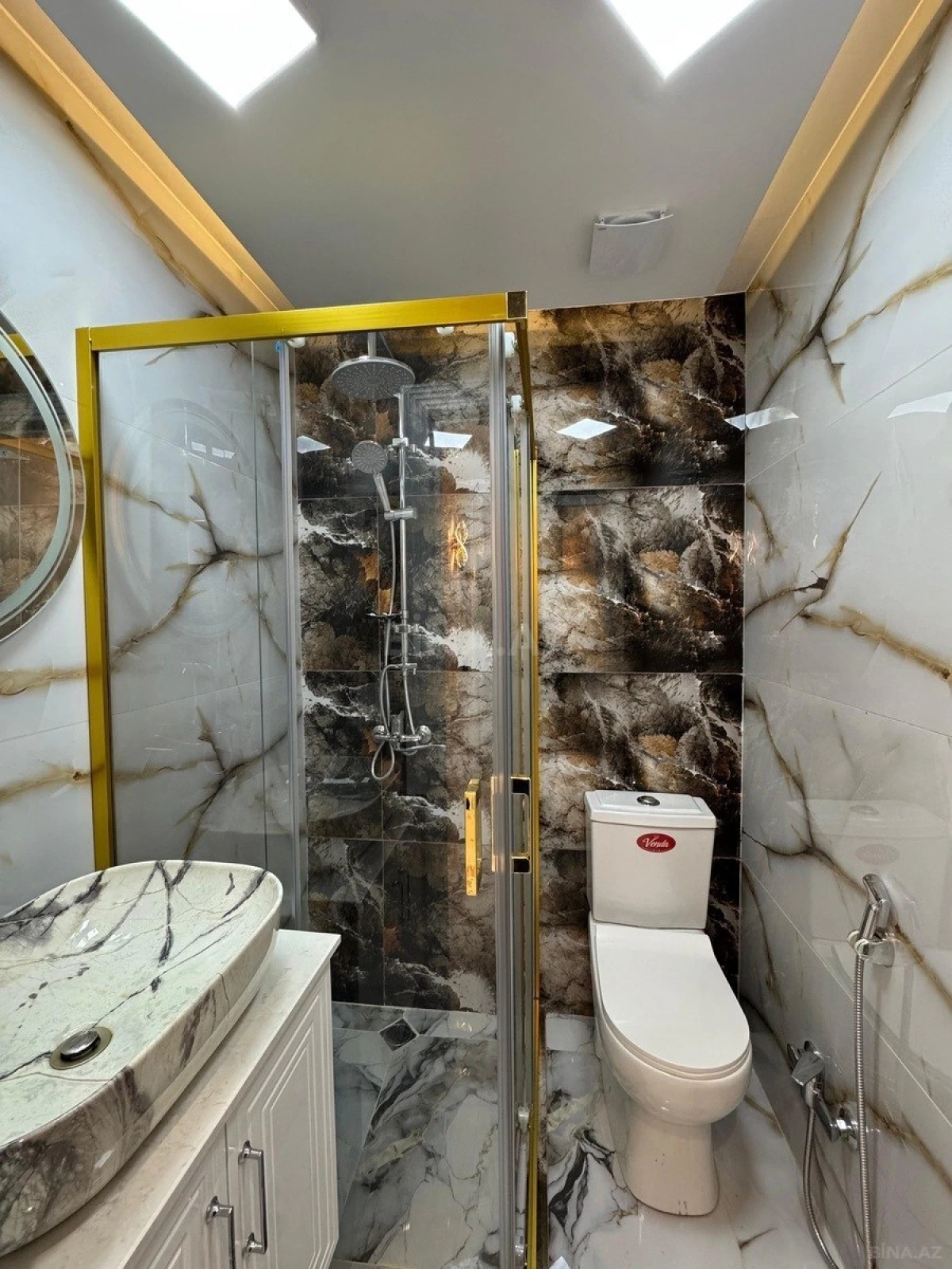 Satılır 2 otaqlı mənzil 55 m²